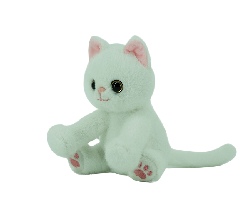 Crouching White Cat (GDL24019-2D)